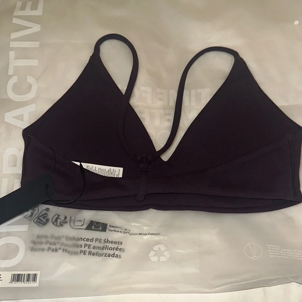 NWT- Oner Active Deep Purple Sports Bra - Picture 4 of 8